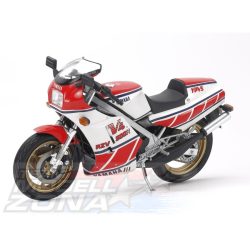 Tamiya 1:12 Yamaha RZV500R 1983 makett