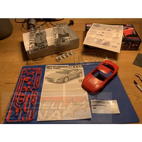 Tamiya 1:24 Mitsubishi GTO makett