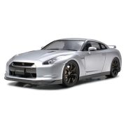 Tamiya Nissan GTR - makett