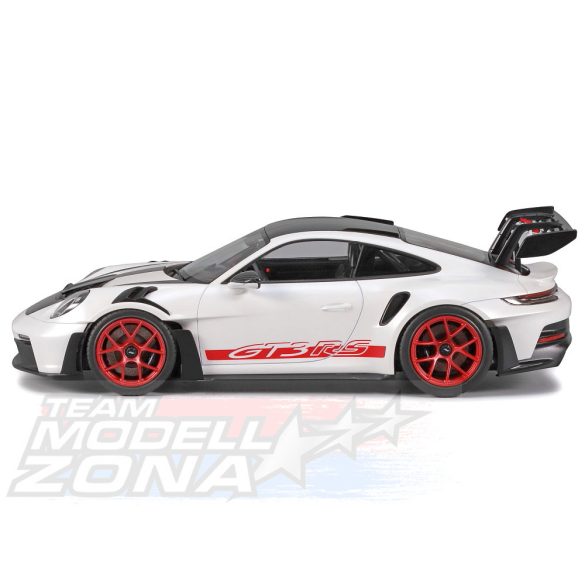 Tamiya 1:24 Porsche 911 GT3 RS (992) makett