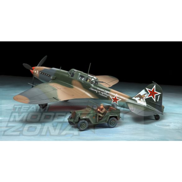 Tamiya 1:48 IL-2 Shturmovik & GAZ-67B makett