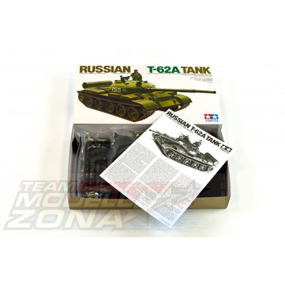 Tamiya - 1:35 Russian T-62 Tank - makett