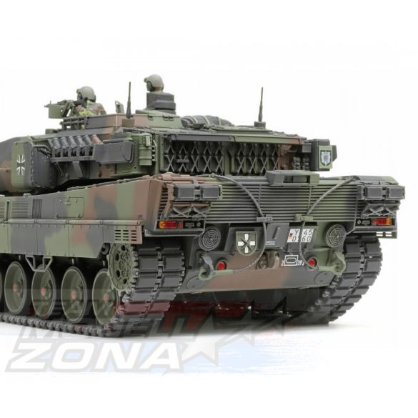 Tamiya  1:35 MBT Leopard 2 A7V makett