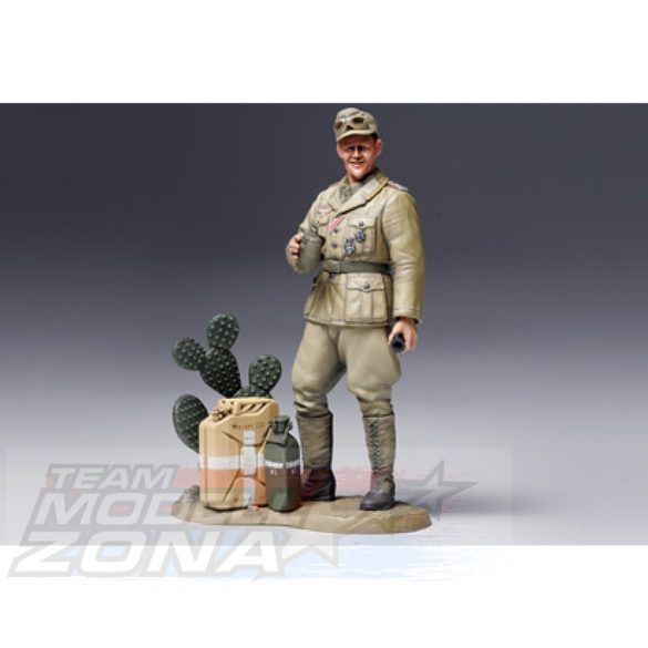 Tamiya - 1:16 német páncélos katona - makett figura