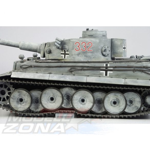 Tamiya  1:16 RC Tigris 1 Harckocsi építőkészlet