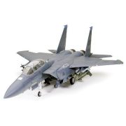 Tamiya - 1:32 F-15E Strike Eagle - makett