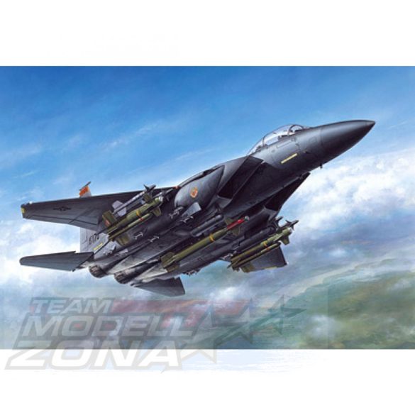 Tamiya - 1:32 F-15E Strike Eagle - makett