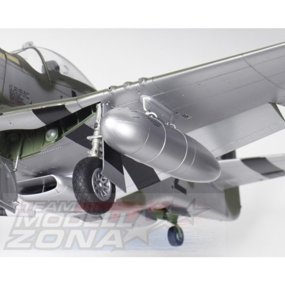 Tamiya - 1:32 North American P-51D Mustang - makett
