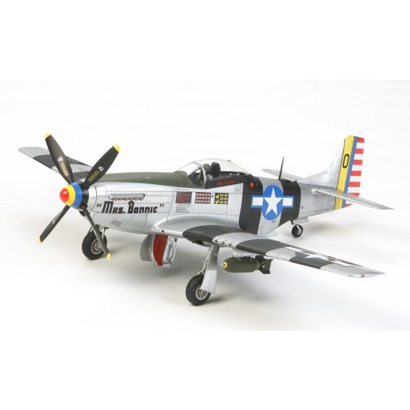 Tamiya - 1:32 North American P-51D/K Mustang - makett