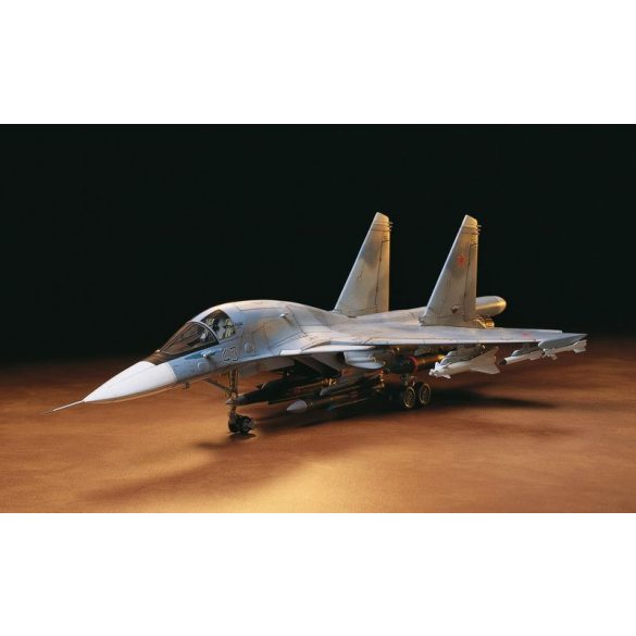 Tamiya - 1:72 Sukhoi SU-34 - makett