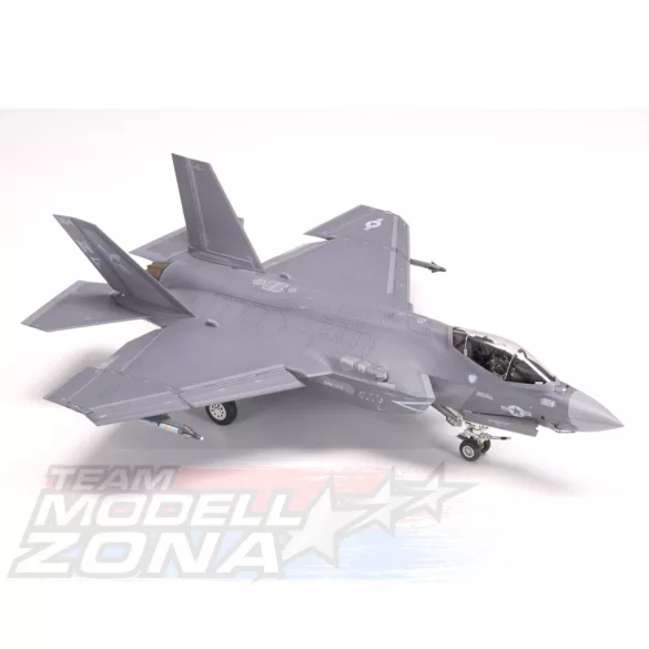 Tamiya 1:72 US F-35C Lightning II makett