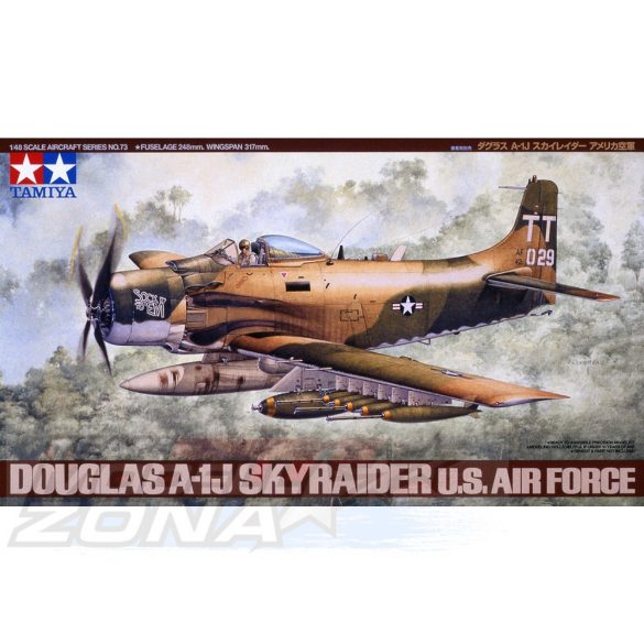 Tamiya Douglas A-1J Skyraider USAF - makett