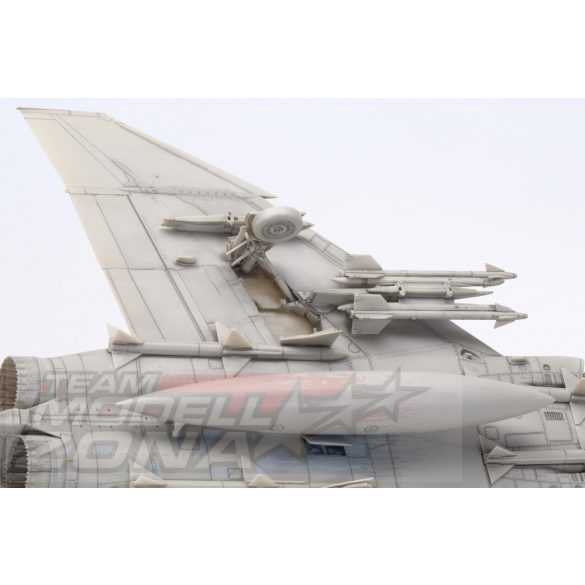 Tamiya - 1:48 F-4B Phantom II McDonnell Douglas - makett