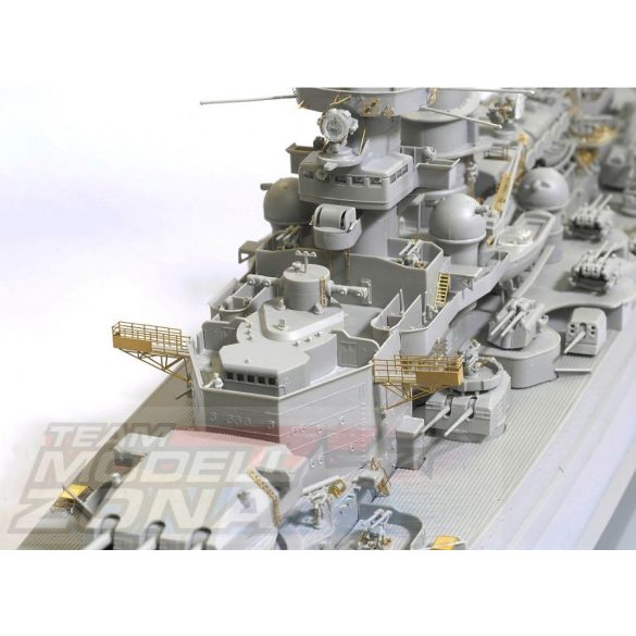 Dragon - 1:350 German Battleship Scharnhorst 1940 makett