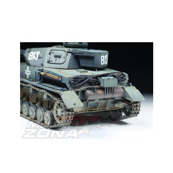 Zvezda - 1:35 Panzer IV Ausf.E (Sd.Kfz.161) Germ. páncélos - makett