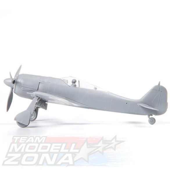 Zvezda Focke Wulf 190 A4 - makett