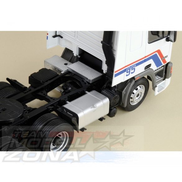 Italeri 1:24 DAF 95 Master Truck Tractor Tr. makett