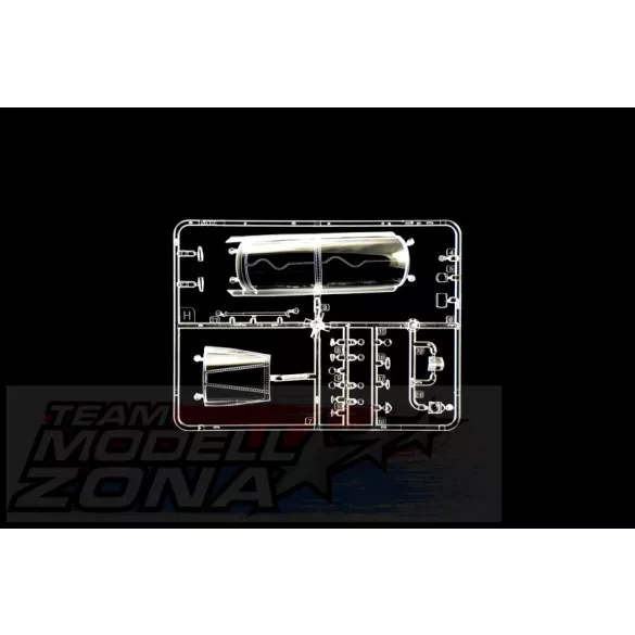 Italeri 1:32 Tornado GR.1 Desert Storm makett