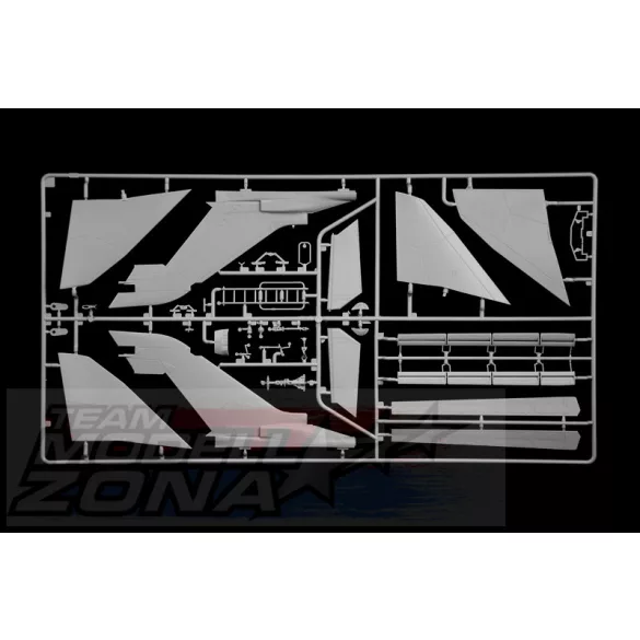 Italeri 1:32 Tornado GR.1 Desert Storm makett