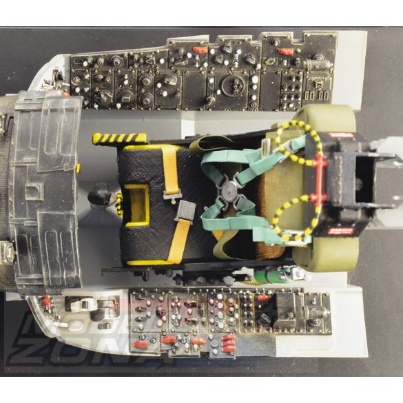 Italeri - 1:12 F-104G Cockpit - makett