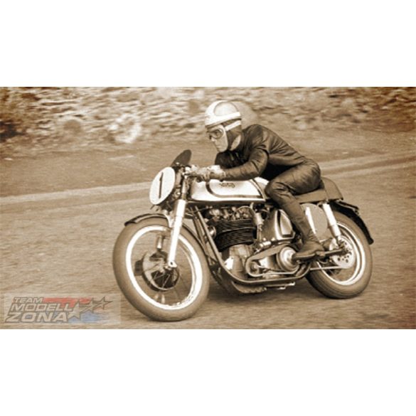 Italeri - 1:9 Norton Manx 500cc 1951 - makett