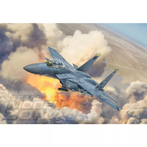 Italeri 1:72 F-15E Strike Eagle makett