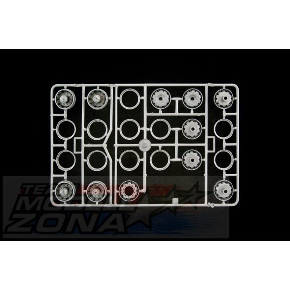 Italeri 1:24 Scania 142H 6x2 Canvas makett