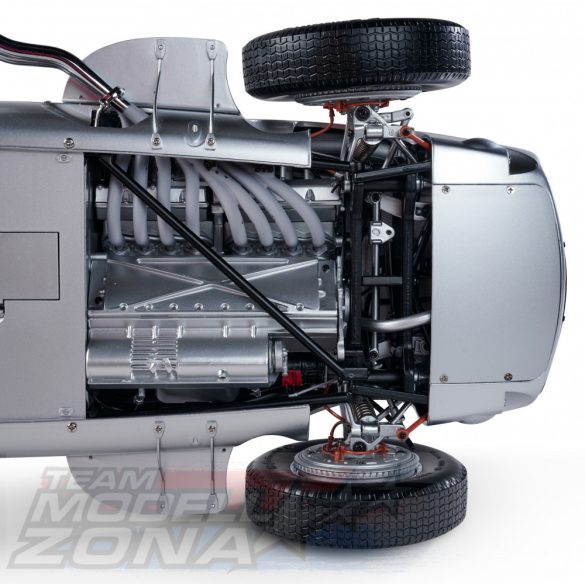 IXO - 1:8 Mercedes-Benz W196 Fangio #8 - hangos - fémelemekkel - prémium építőkészlet