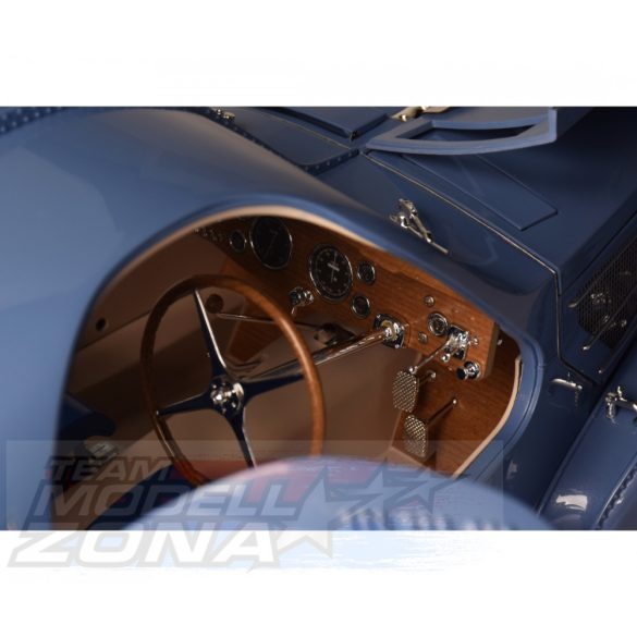 IXO - 1:8  Bugatti 57 SC - hangos - fémelemekkel - prémium építőkészlet