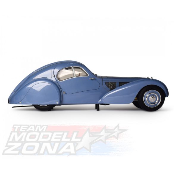 IXO - 1:8  Bugatti 57 SC - hangos - fémelemekkel - prémium építőkészlet