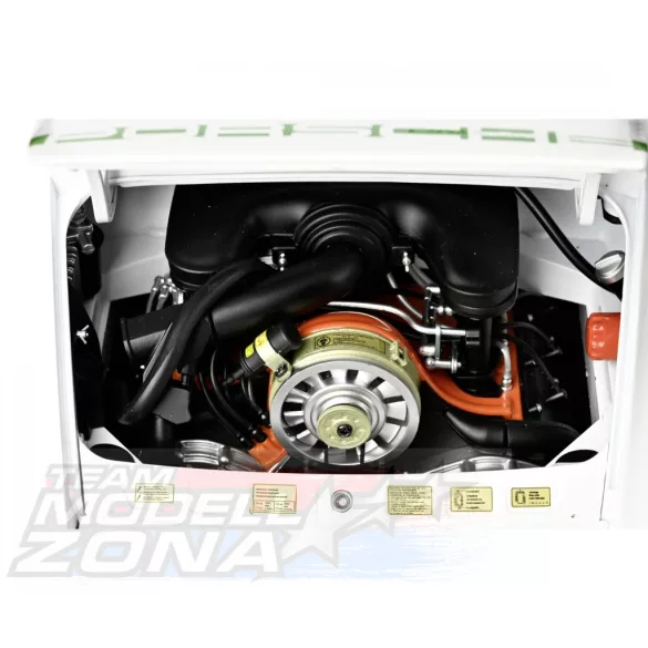 IXO 1:8 Porsche 911 RS 2.7 White/Green prémium építőkészlet