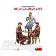 MiniArt 1:35 Fig. Brit. Soldiers in Café (3) makett