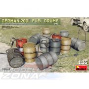MiniArt 1:35 WW2 Ger. 200L Fuel Drum Set (12) makett